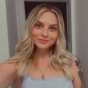 Meet your Posher, Paige